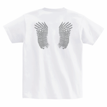 「路上の光を撥ねる鷹の羽」Tシャツ