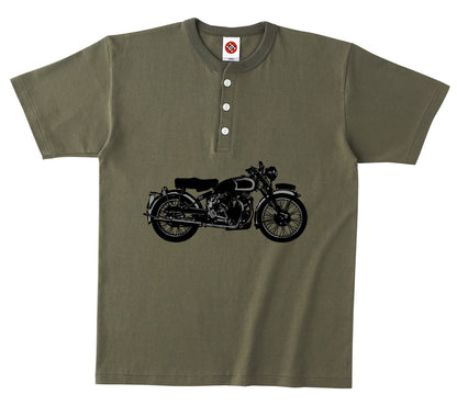 「ヴィンテージ・バイクが鈍い光を浮かべる時」ヘンリーネックTシャツ